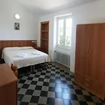 Santuario Ns Soviore Cinque Terre