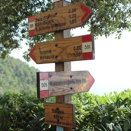 Nocleg ze śniadaniem Santuario Ns Soviore Cinque Terre