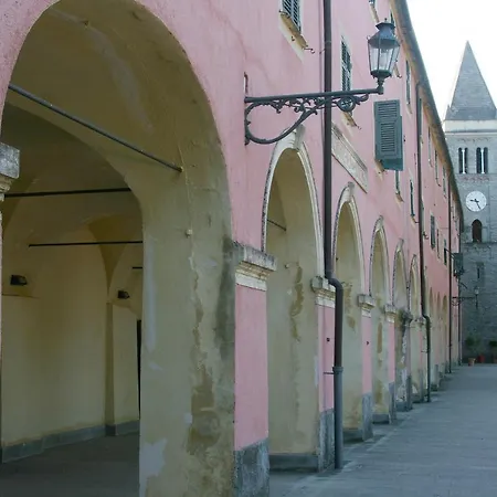 Nocleg ze śniadaniem Santuario Ns Soviore Cinque Terre *