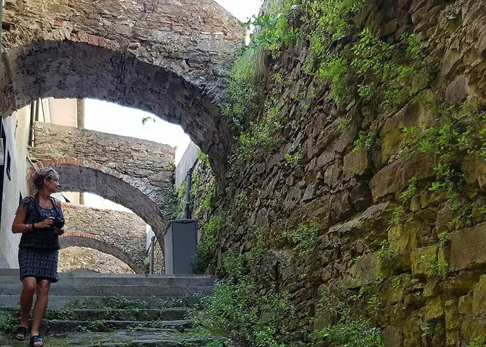 Santuario Ns Soviore Cinque Terre 3*
